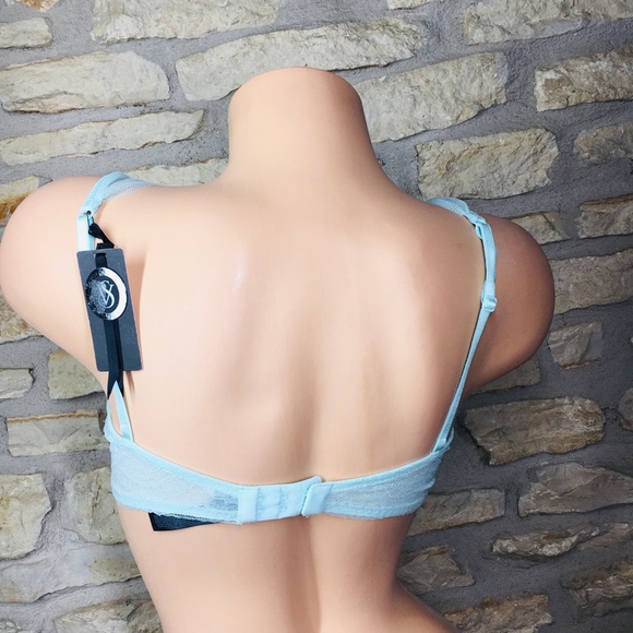 36C Victoria's Secret Designer Collection Lace Bra - Picture 5 of 10